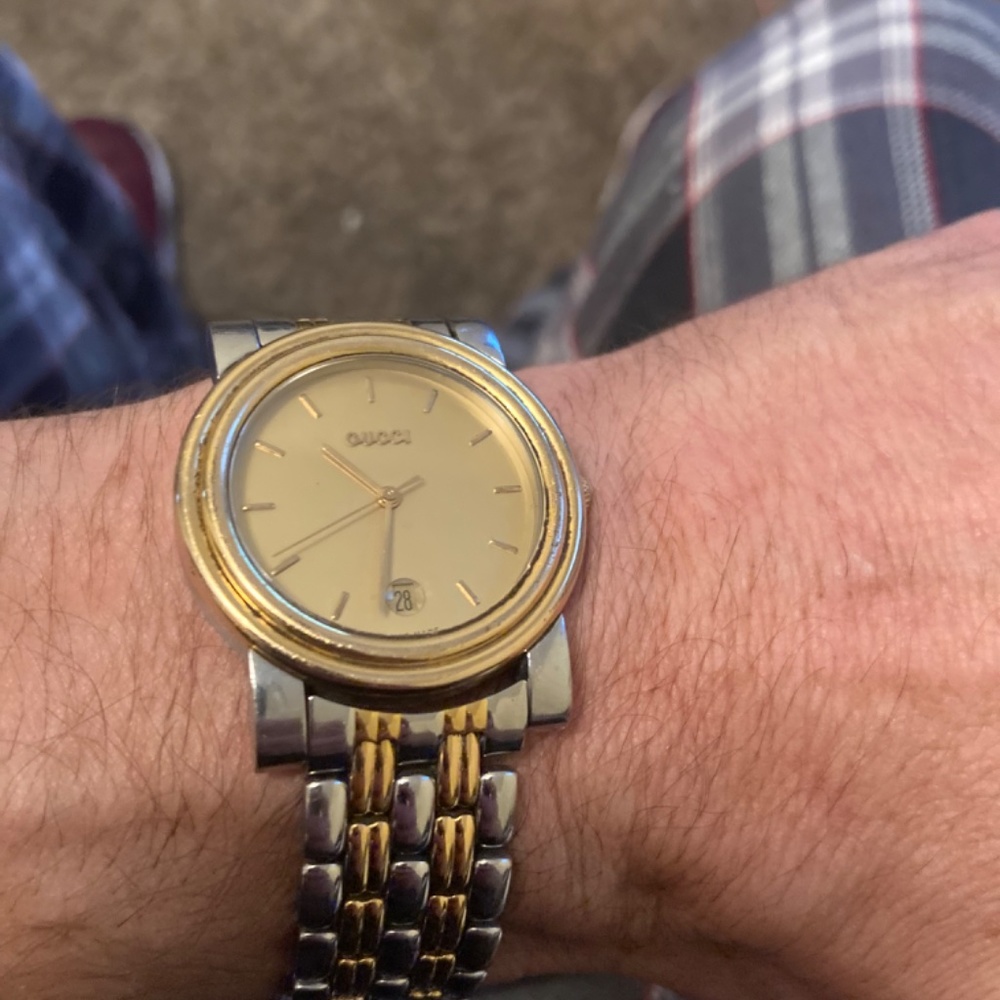 Vintage Gucci 4030M mens watch - Picture 2 of 3